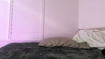 ella_hill webcam video 17-Dec-25