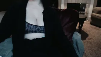 Skyblu1 17-Dec-2025 nude