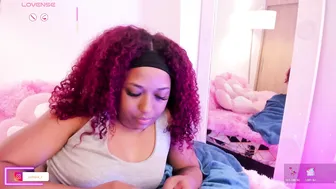 aisharose_ cam xxx (12-17-2025)