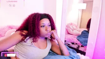 aisharose_ cam xxx (12-17-2025)