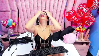 Hornyskinny26 sex cam chat 12/17/2025