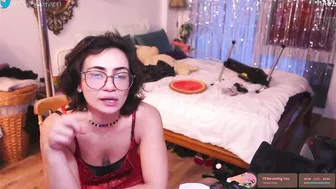 safaeri recorded nude video 478515