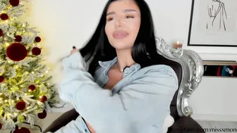 moniqueeass domi cam girl