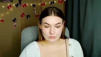 Mia_lemm (12-17-2025) cam girl