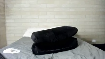 Sophiebellucci amateur cam 12/17/2025