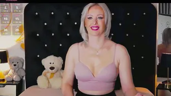 oliviashaw23 recorded nude video 479338