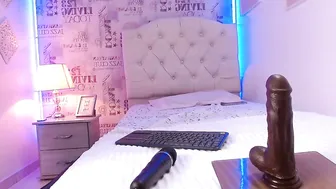 Saara_martin webcam video cam chat