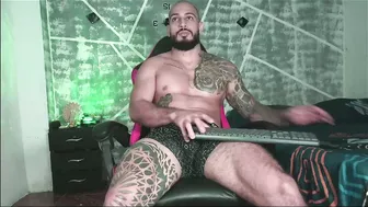 Leonidas_k18 findom chat porn