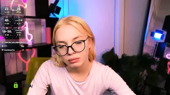 Amanda_miki (12/17/2025)