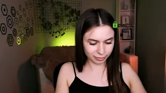 stacey_queen video (12/17/2025)