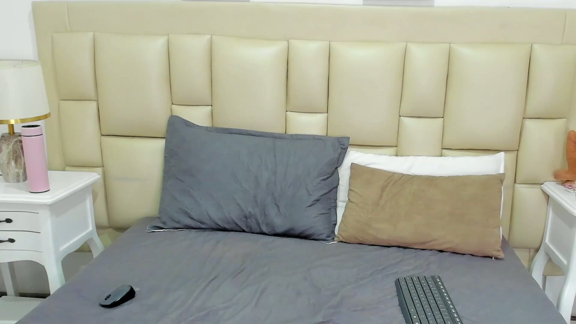 Skinnygirl_28 porn cam chat - (12-18-2025)