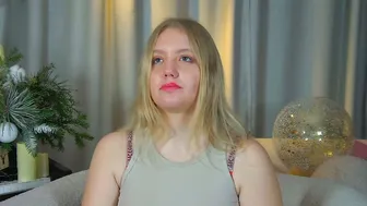 emilyevansen hot live cam video 17-Dec-25