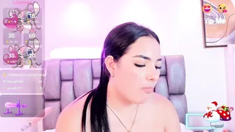 Sofiacaramel stream (12/18/2025)