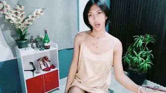 Urfavouriteaddiction webcam video (12/17/2025)