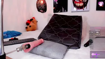 luna_lobooo (12-18-2025) anal