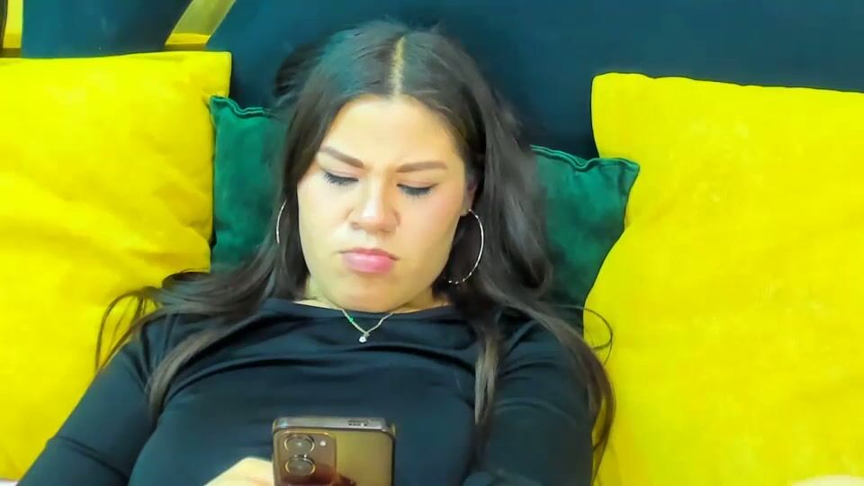 giannajohnson webcam chat 18-Dec-25