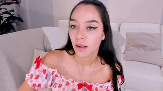 amalia_cruss skinny - 18 December 2025