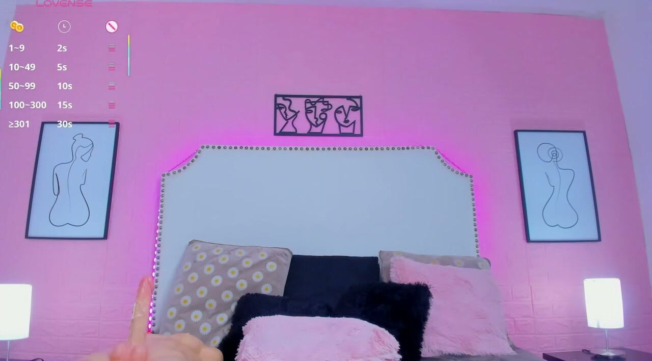 Charlotte_kisss hot live cam video sex chat cam