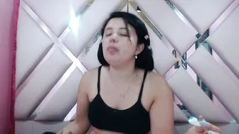 Nathaly_low 18-Dec-25