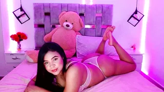 Sofia_burman cam chat 12/18/2025