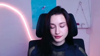Tayavibe live webcam show (12/18/2025)