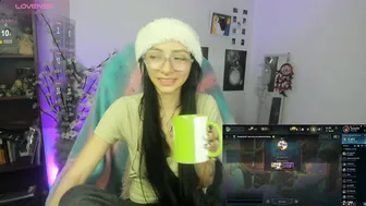 Moonlady_ nude cam 18-Dec-25