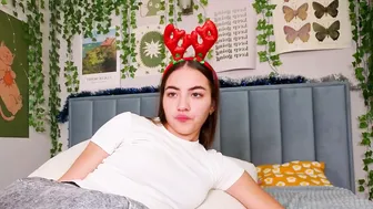Fit_girlfriend live cam show 12-18-2025