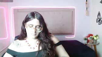 Kate_pickman cum live on cam