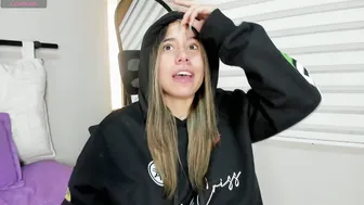rachell_criss latina 18-Dec-2025