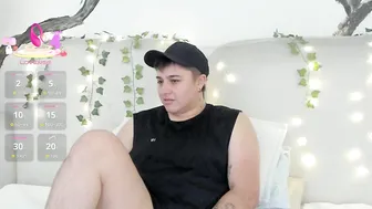 Iangilbert sex cam chat 12/18/2025