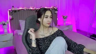 rebeckathornton feet - (12-18-2025)