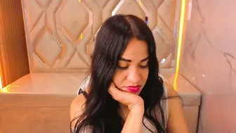 Maia_tx muscle porn video chat