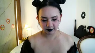 _miaaleon recorded nude video 483715
