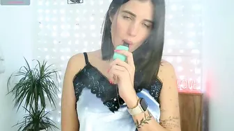 neferutt (12-18-2025) lovense