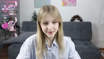 Kisschristie__ tease - 12-18-2025