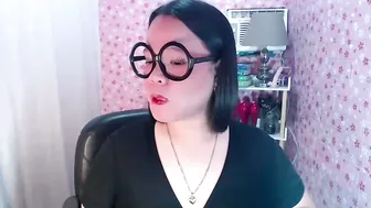 joanagorgeous (12/19/2025) latina