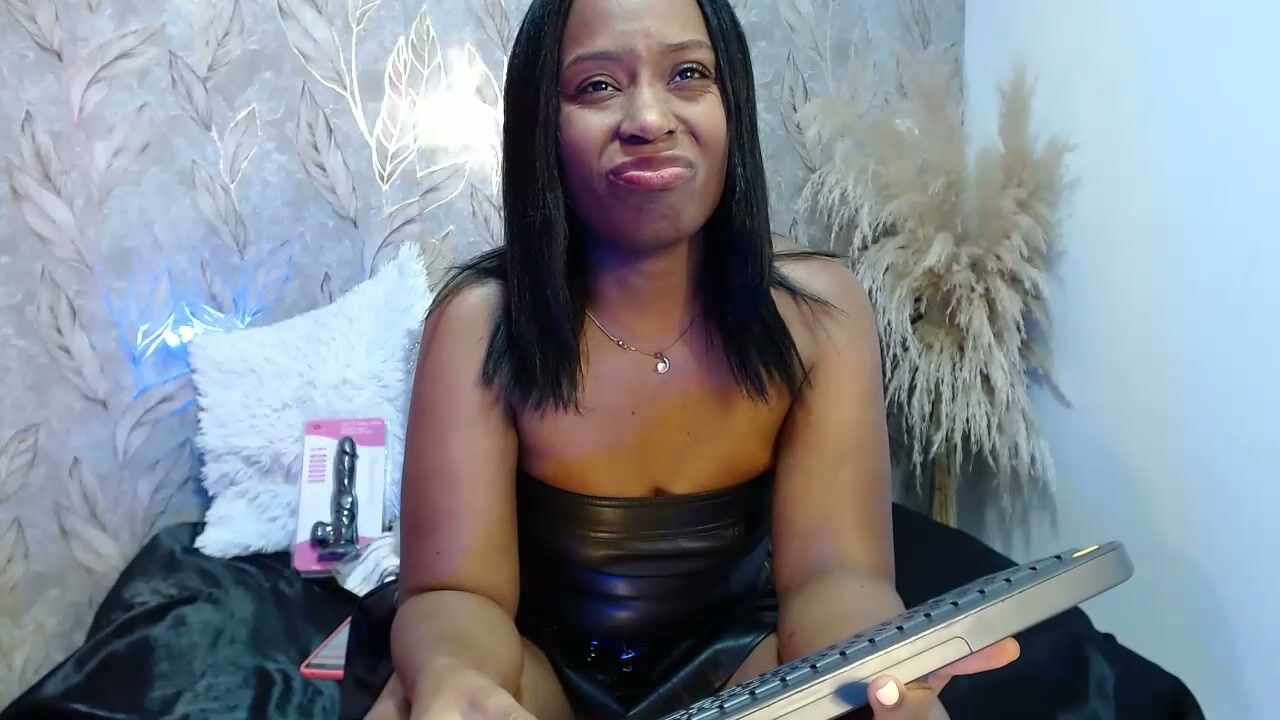 raichellcooper1 cam sex porn (12/19/2025)