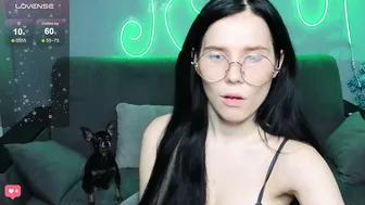 mellhyees (12/19/2025)