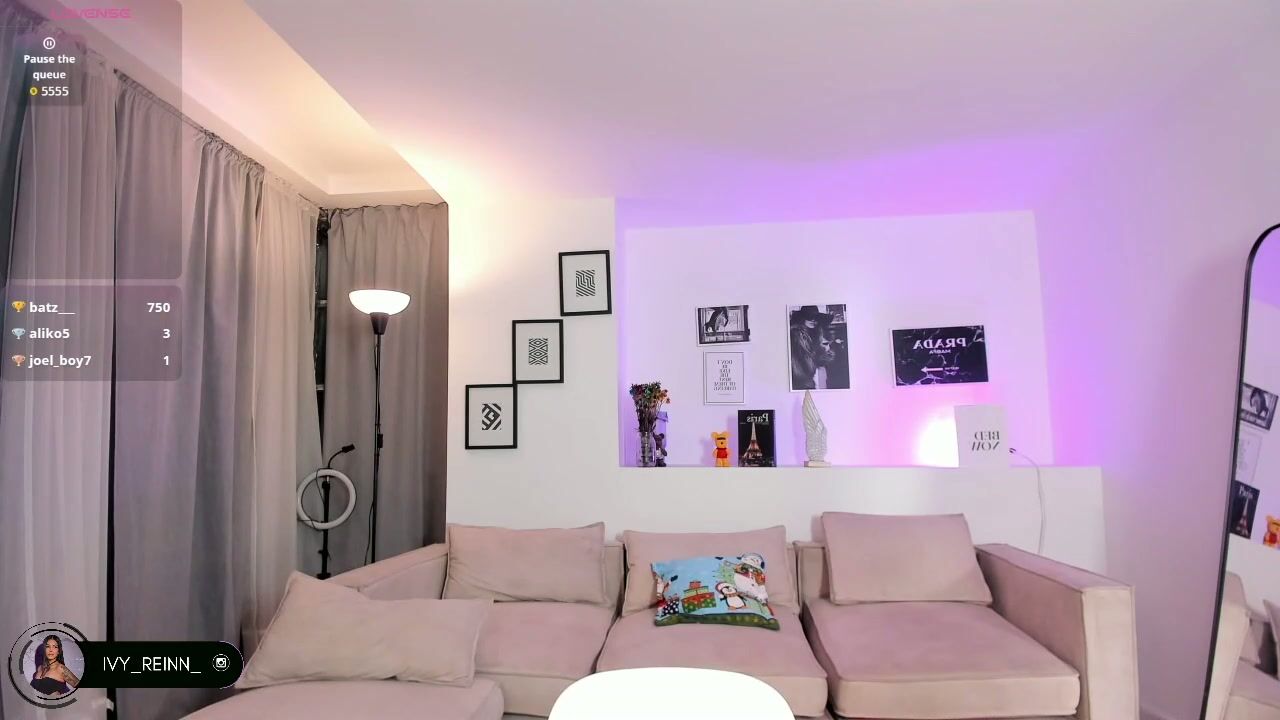ivy_rein cam girl chat 12/19/2025