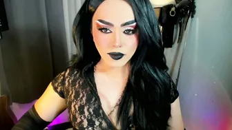 yourfiercemistress mistress on webcam