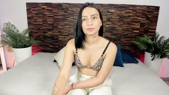 ariiaa_1 recorded nude video 487024