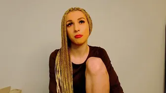 Sia_a young 19-Dec-2025