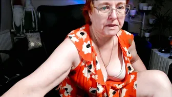 Joannaandneighbour bigass - (12-19-2025)