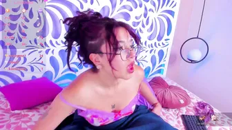 Sunny_maya_ latina - 19-Dec-2025