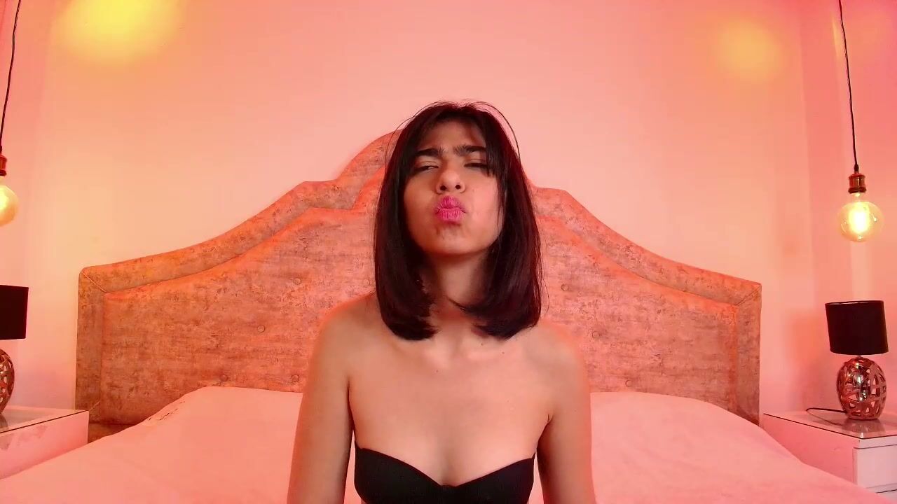 ellie_bloom18 nude cam 12/19/2025