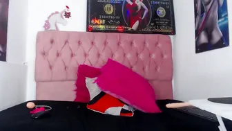 Miacours girl cam video
