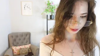 kira_mac (12-19-2025) shy