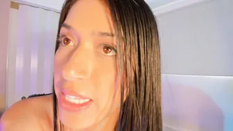 Violetta_bold milf (12/19/2025)