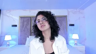 amarettho naked 19-Dec-2025