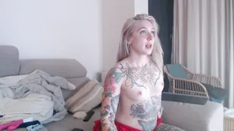 Tattoobbgirl 19 December 2025